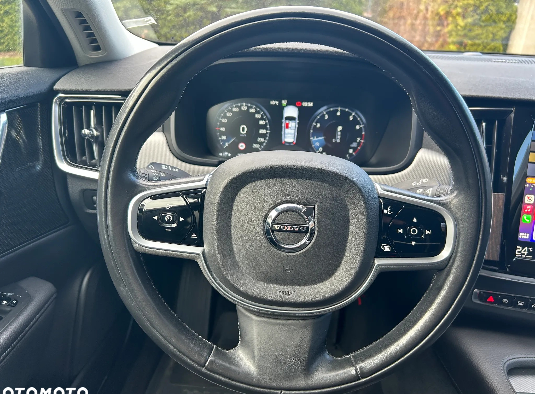 Volvo V90 Cross Country cena 142677 przebieg: 160000, rok produkcji 2019 z Kielce małe 596